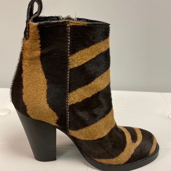 Acne Studios Boot/Booties Colt Pony Printed Calf Hair Brown/Tan Pattern - Picture 4 of 6